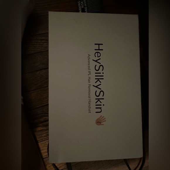 Heysilkyskin advanced ipl hair removal handset - Picture 1 of 2